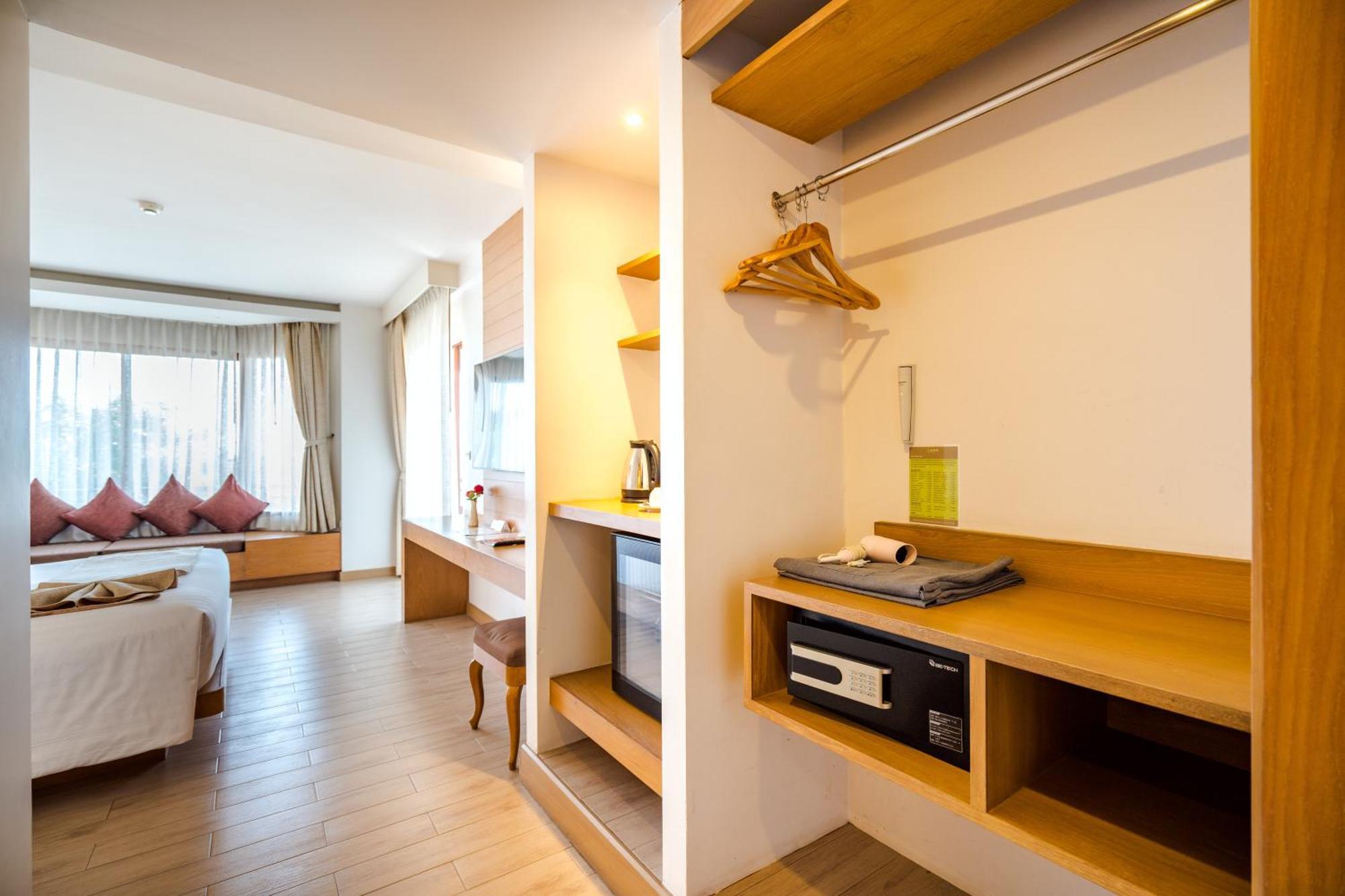 Ayrest Hua Hin Hotel Zewnętrze zdjęcie