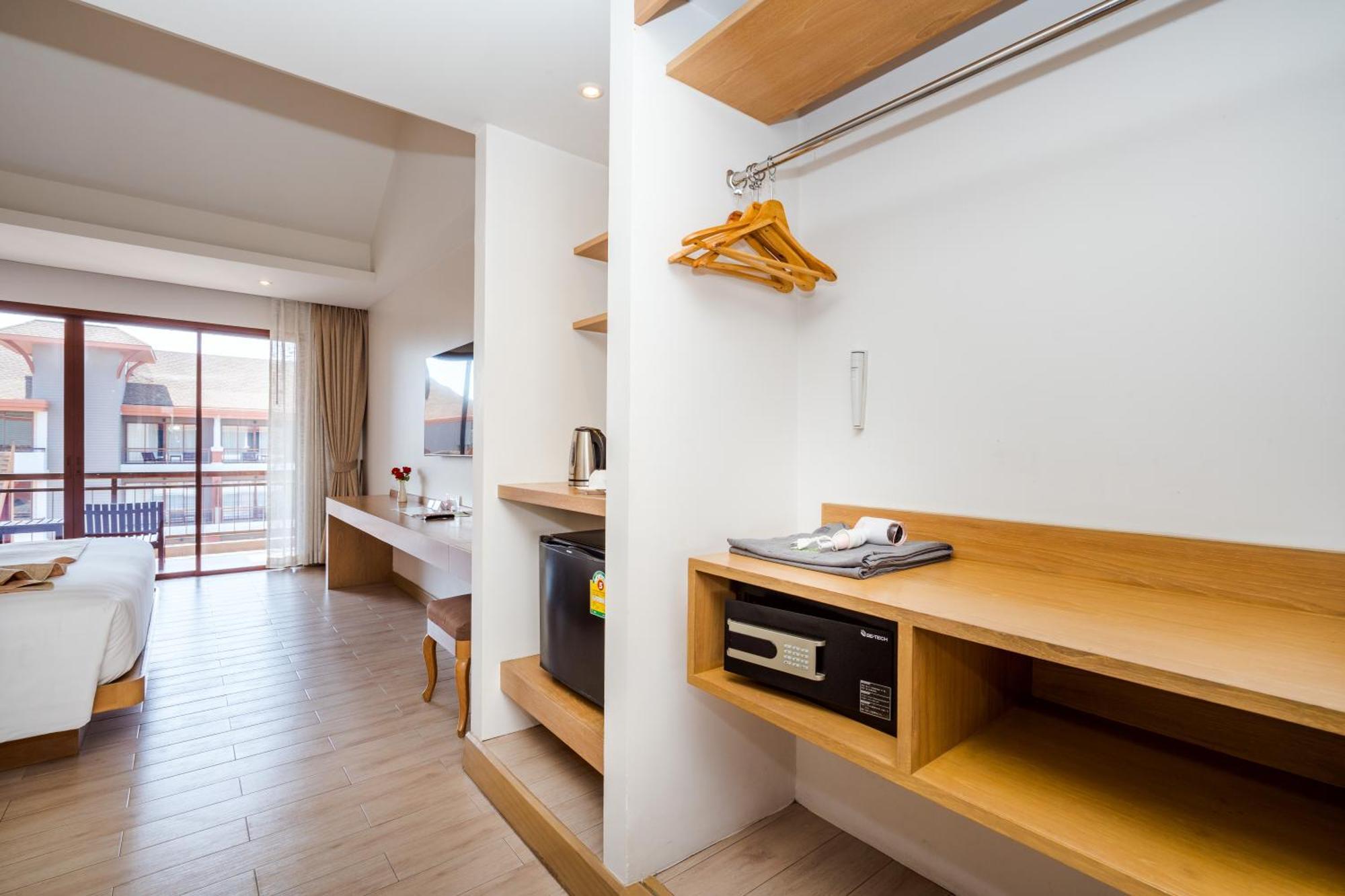 Ayrest Hua Hin Hotel Zewnętrze zdjęcie